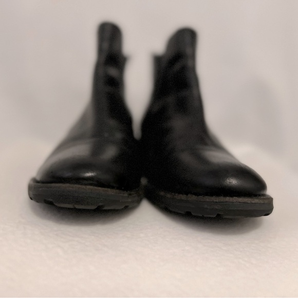 L.L. Bean Size 10M Black Deerfield Ankle Leather Boots - Picture 16 of 16